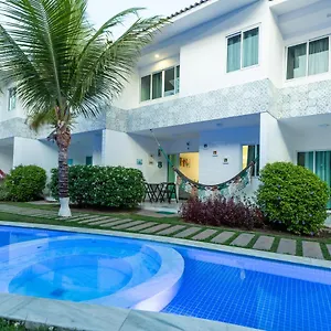 https://condominio-azul-mar.portodegalinhashotels.com